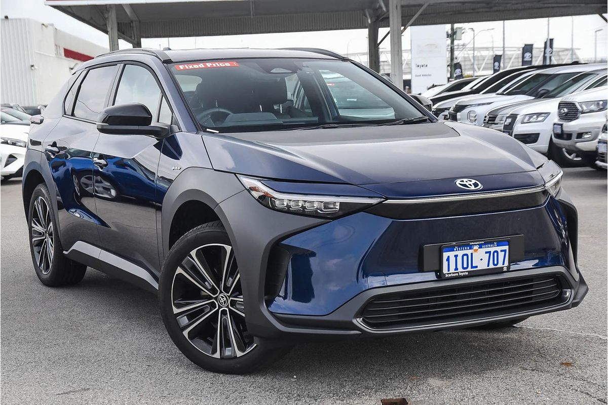 2025 Toyota bZ4X XEAM10R