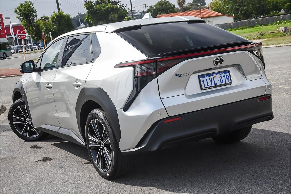 2024 Toyota bZ4X XEAM10R