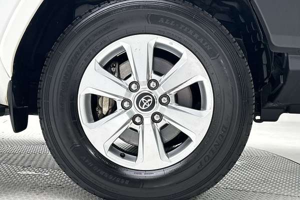 2023 Toyota Landcruiser GXL FJA300R thumb-9