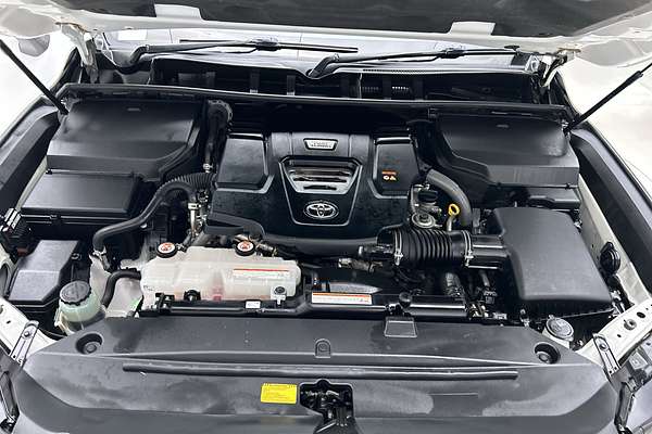 2023 Toyota Landcruiser GXL FJA300R thumb-10