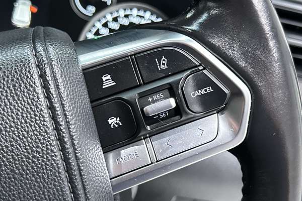 2023 Toyota Landcruiser GXL FJA300R thumb-16