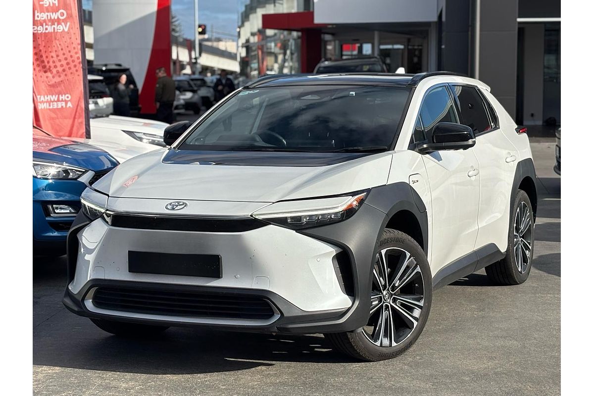 2024 Toyota bZ4X YEAM15R