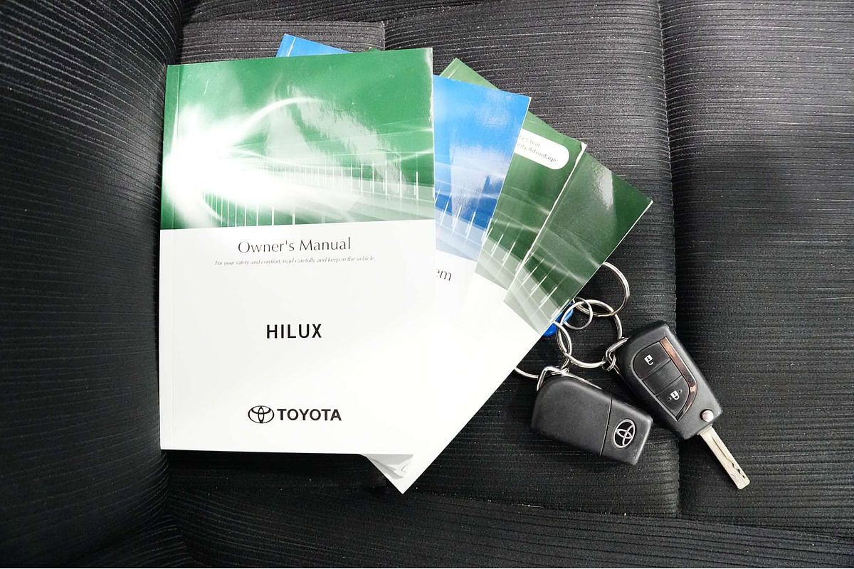 2023 Toyota Hilux SR GUN126R 4X4