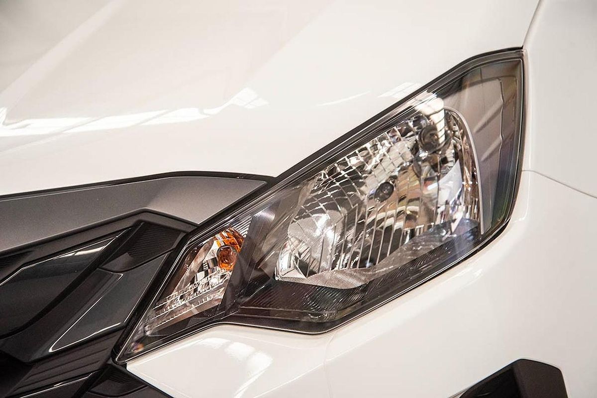2025 Isuzu D-MAX SX High Ride Rear Wheel Drive image 8