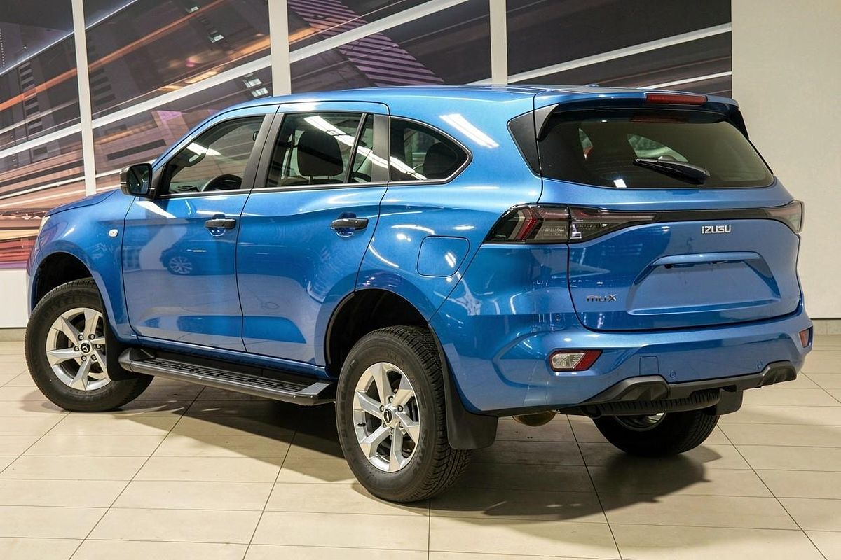 2026 Isuzu MU-X LS-M image 14
