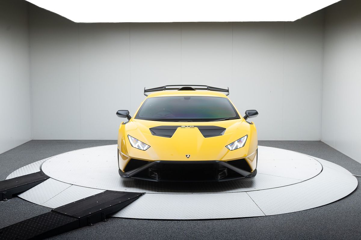 2024 Lamborghini Huracan STO 724
