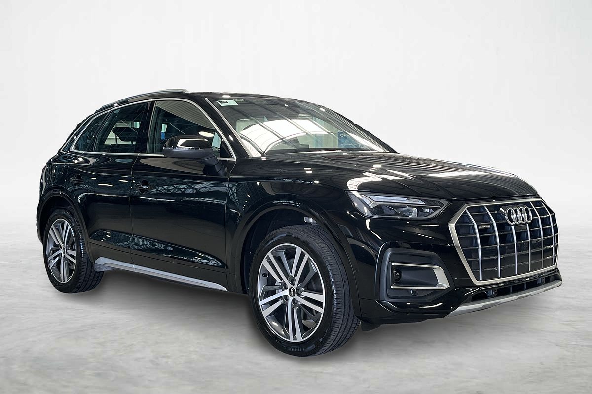 2025 Audi Q5 40 TDI Sport FY