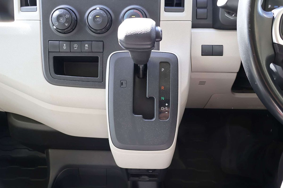2024 Toyota Hiace GDH300R LWB