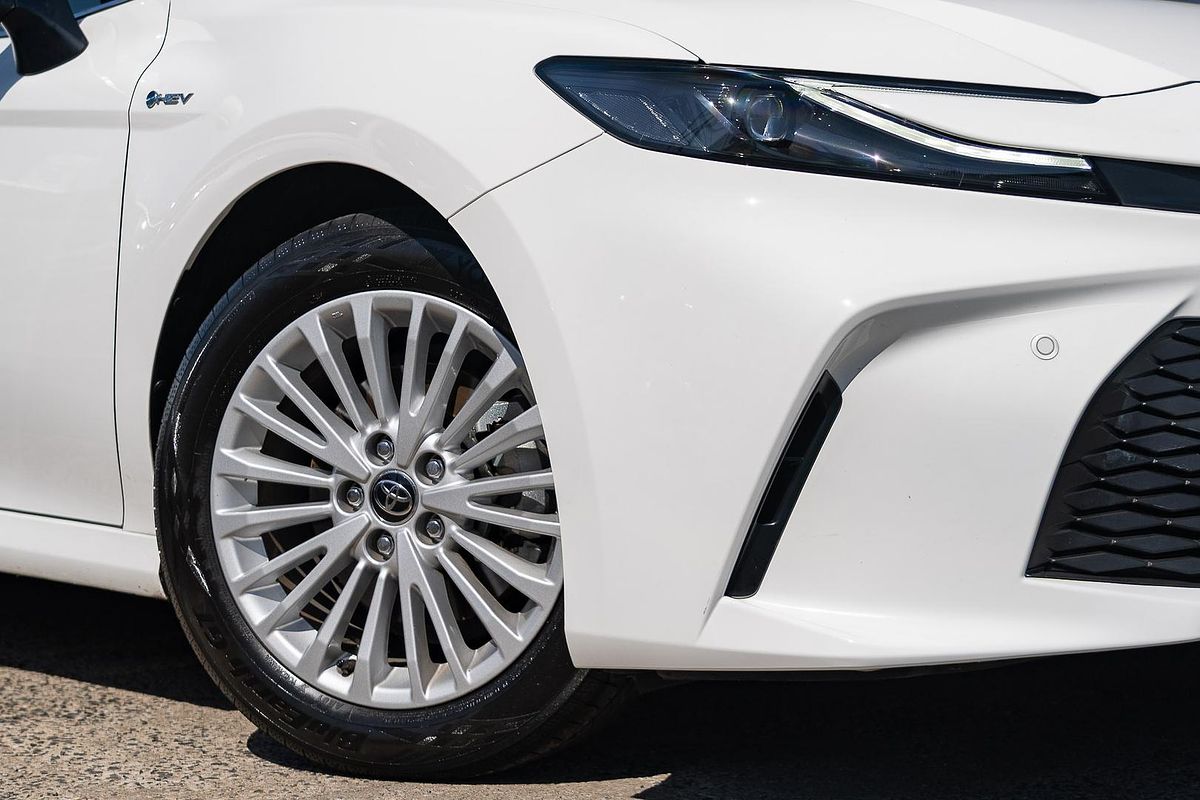 2025 Toyota Camry Ascent AXVH80R
