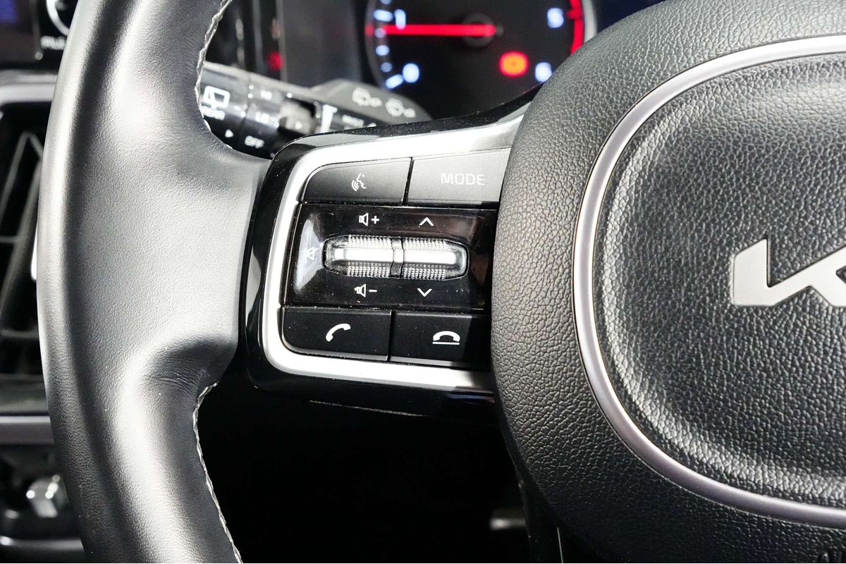 2022 Kia Sorento Sport MQ4
