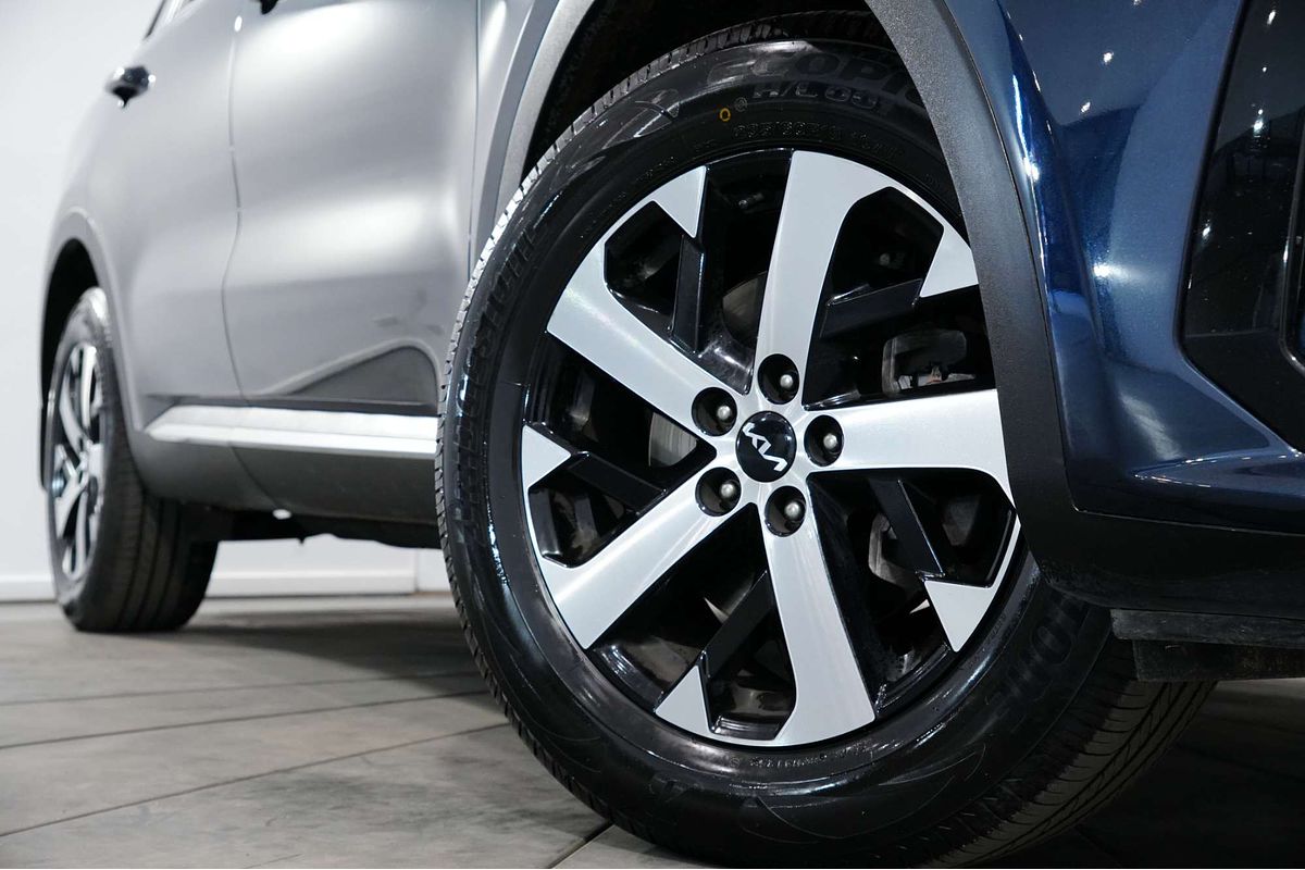 2022 Kia Sorento Sport MQ4