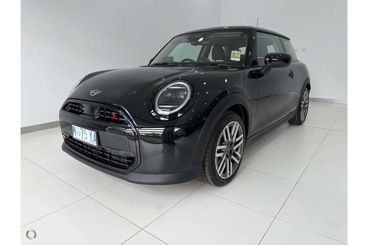 2025 MINI Cooper S Classic F65