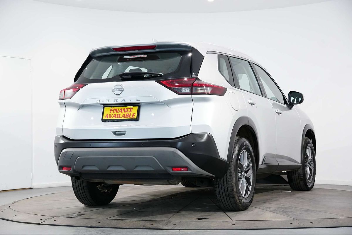 2024 Nissan X-TRAIL ST T33