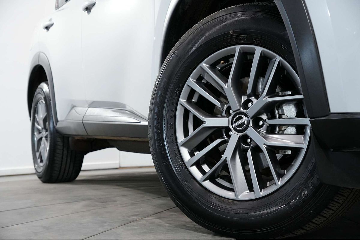 2024 Nissan X-TRAIL ST T33
