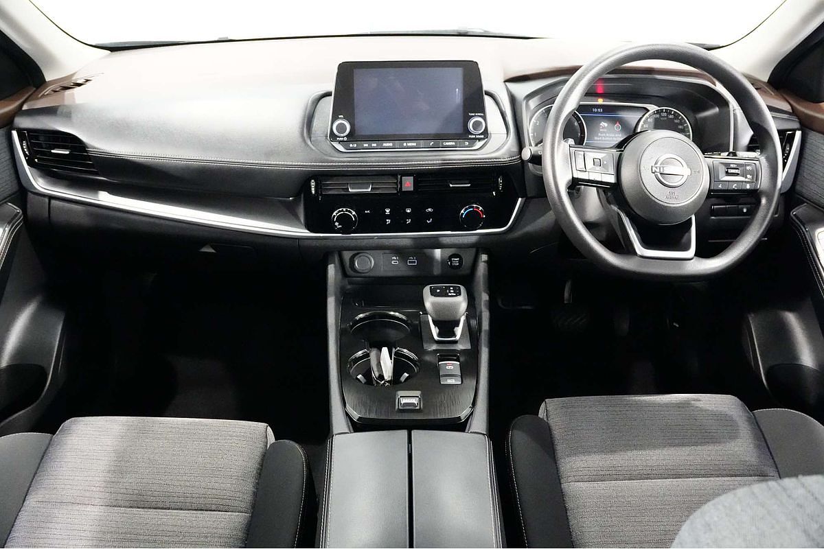 2024 Nissan X-TRAIL ST T33
