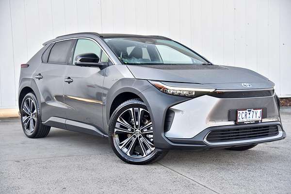 2025 Toyota bZ4X YEAM15R