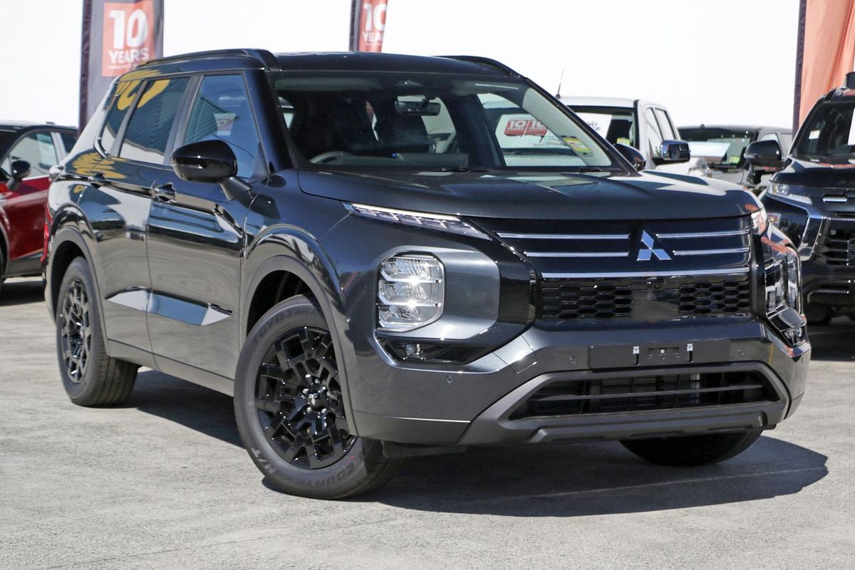 2025 Mitsubishi Outlander LS ZM