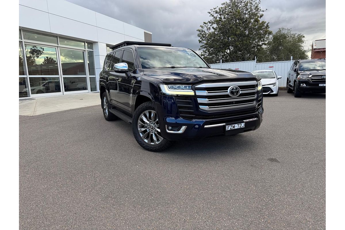 2022 Toyota Landcruiser Sahara ZX FJA300R