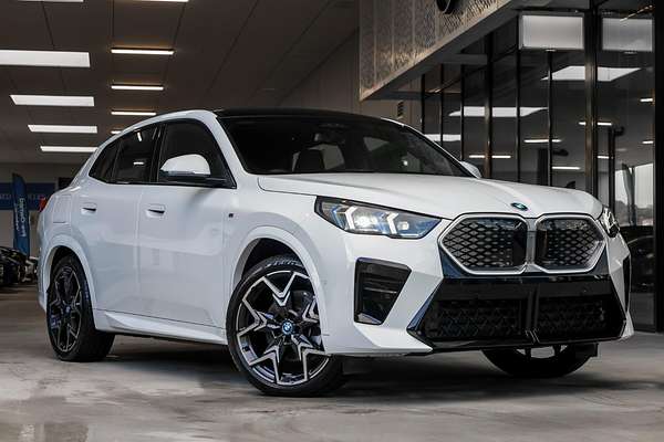 2024 BMW iX2 xDrive30 M Sport U10