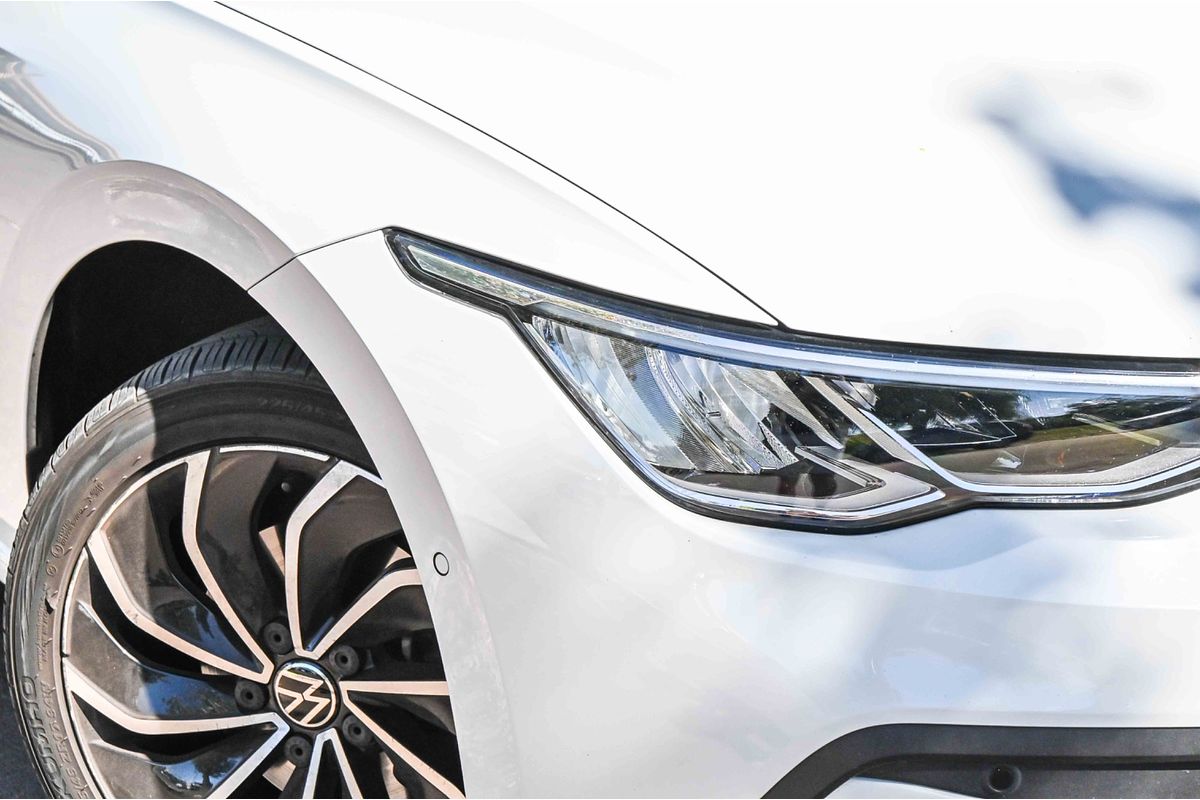 2022 Volkswagen Golf 110TSI Life 8