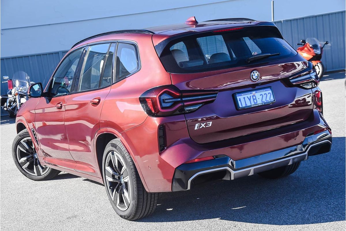 2024 BMW iX3 M Sport G08