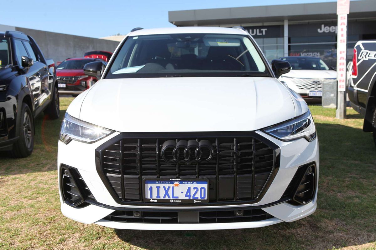 2025 Audi Q3 35 TFSI S line edition F3
