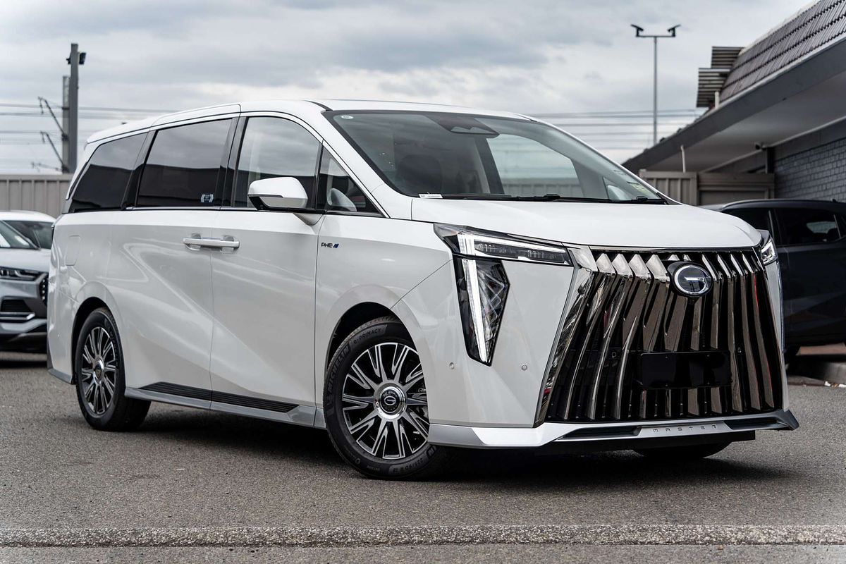 2025 GAC M8 PHEV Luxury