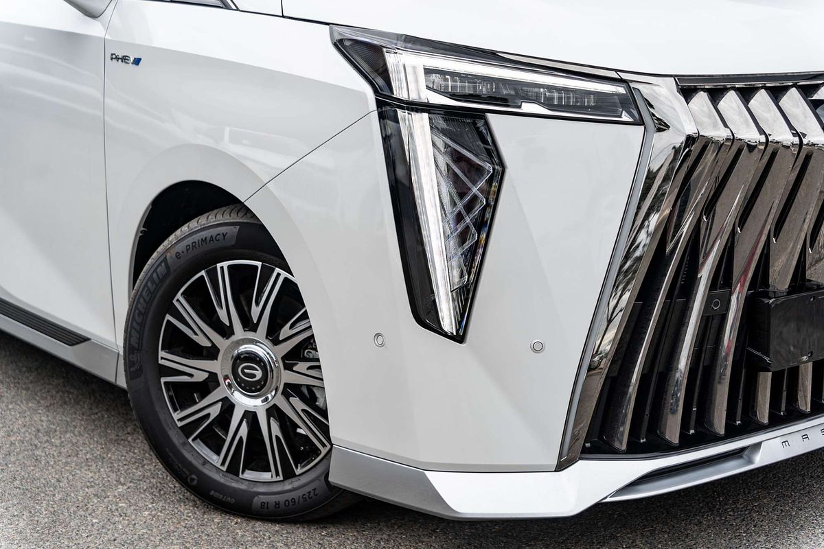 2025 GAC M8 PHEV Luxury