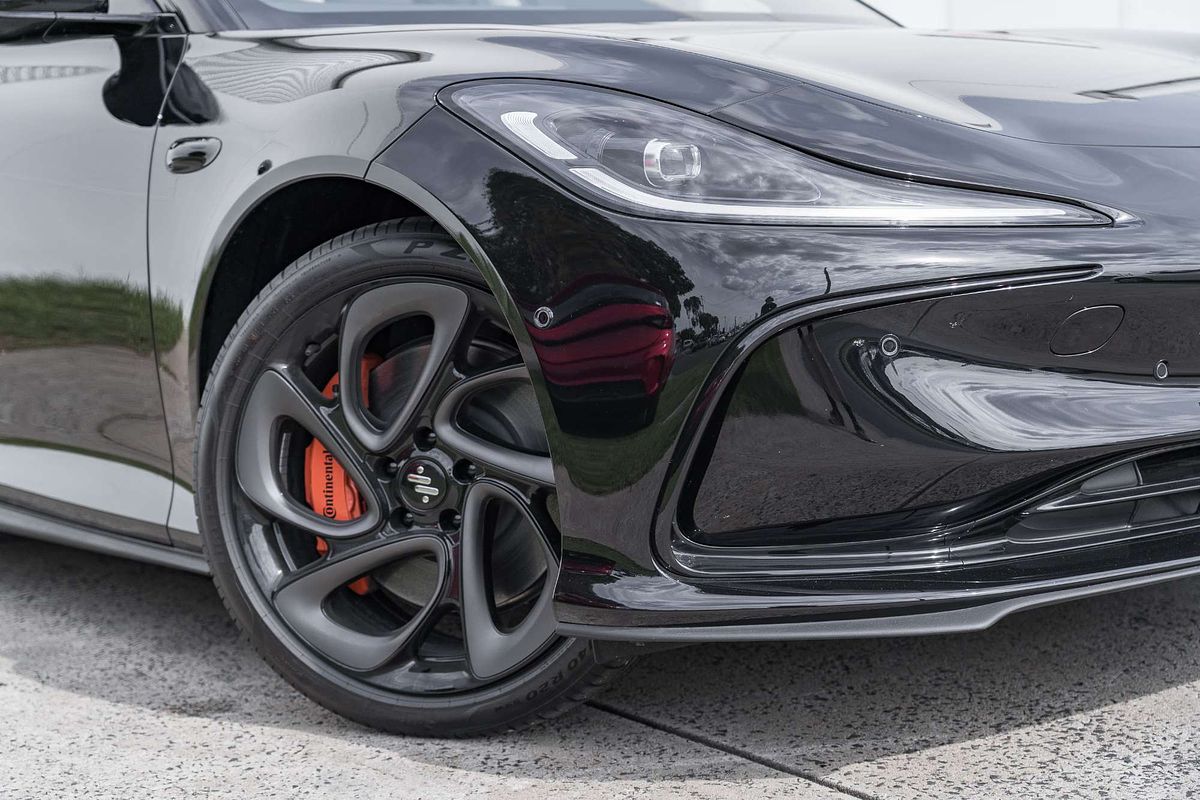 2025 MG IM5 Performance P12L