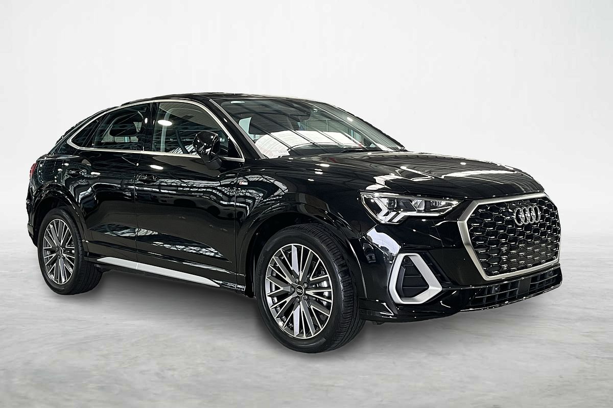 2023 Audi Q3 35 TFSI S line F3