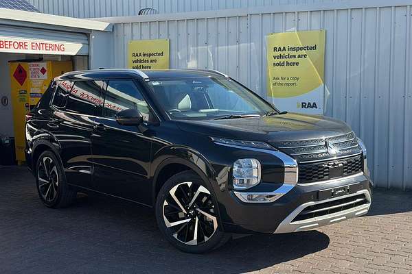 2022 Mitsubishi Outlander Exceed ZM