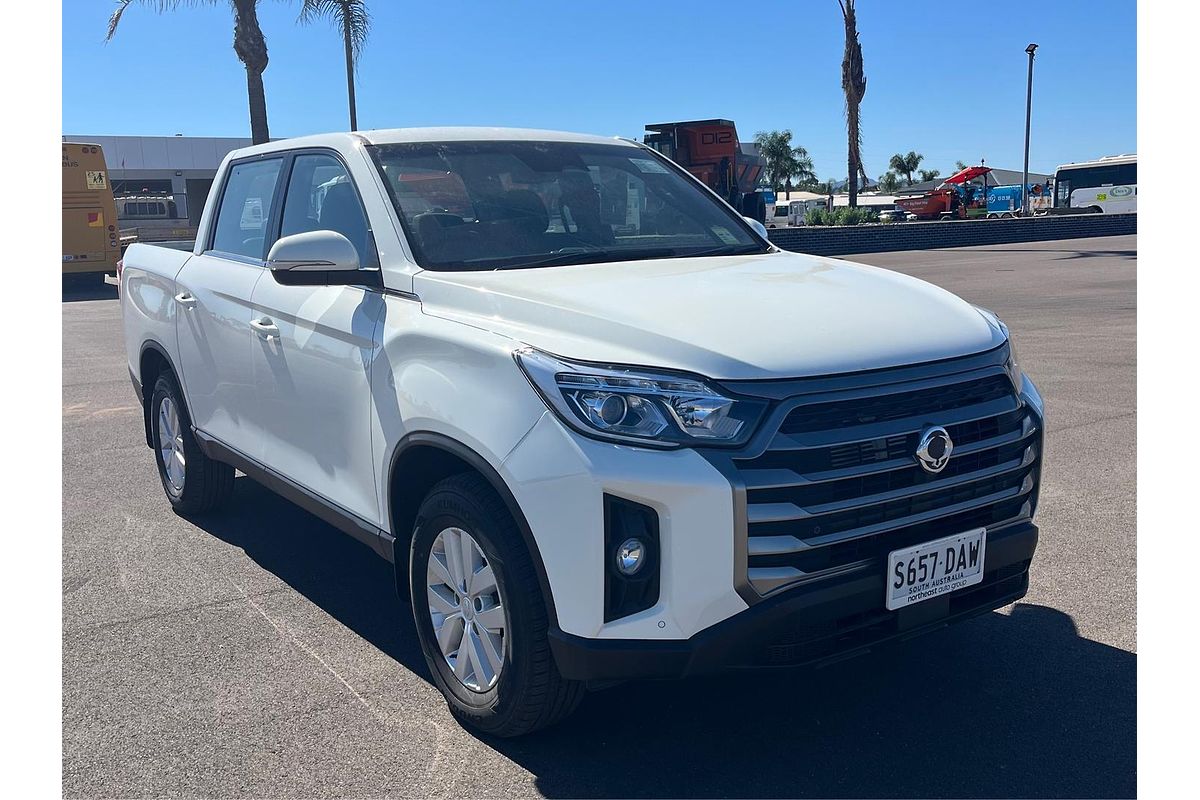 2024 KGM Musso ELX Q261 4X4