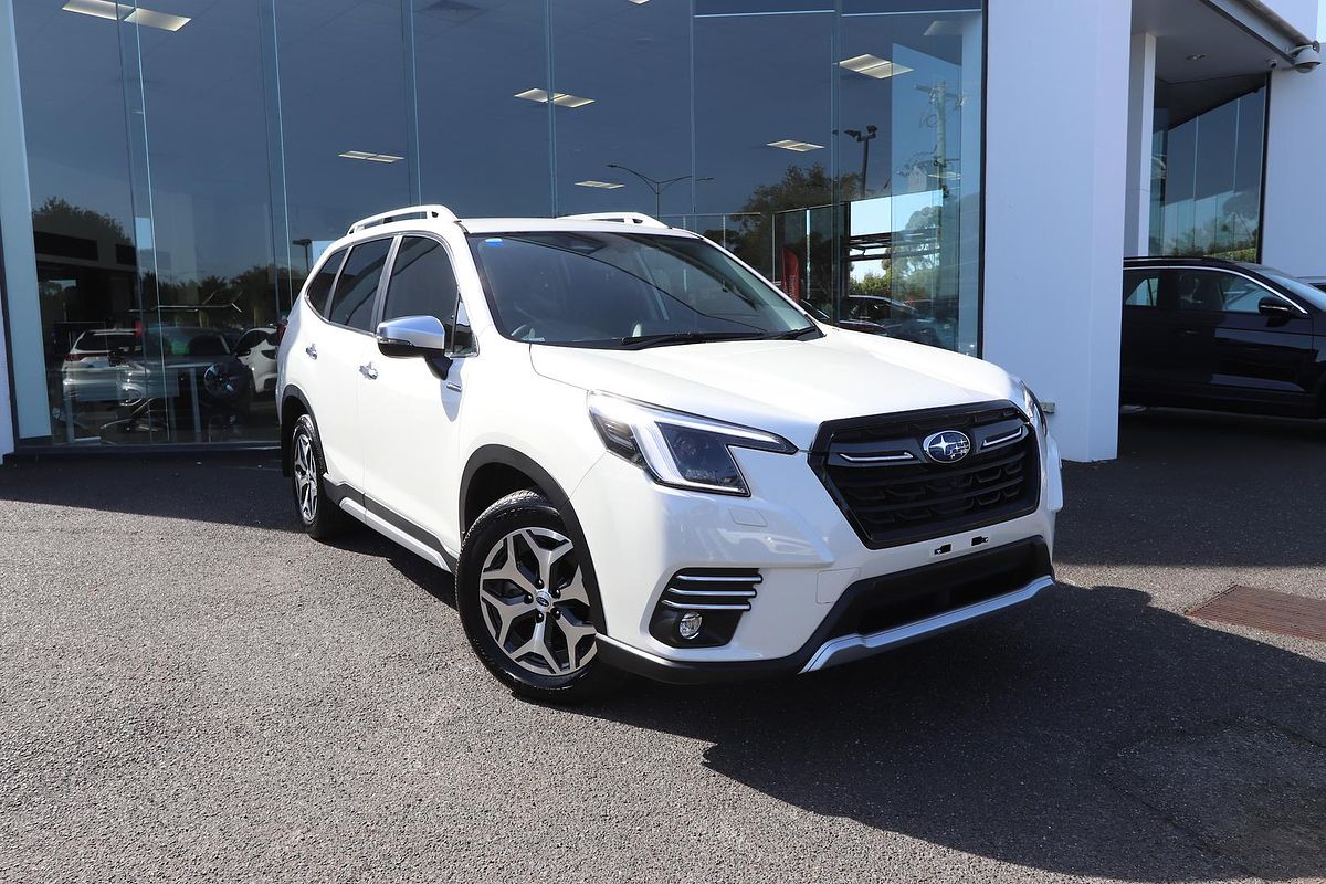 2023 Subaru Forester Hybrid L S5