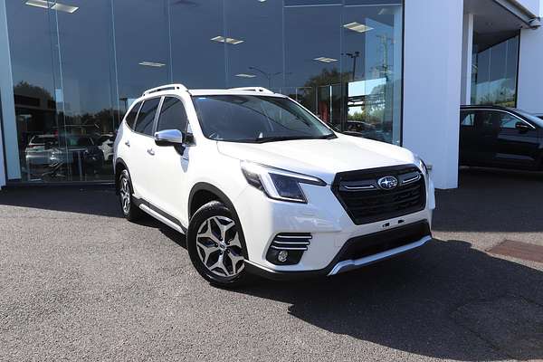 2023 Subaru Forester Hybrid L S5
