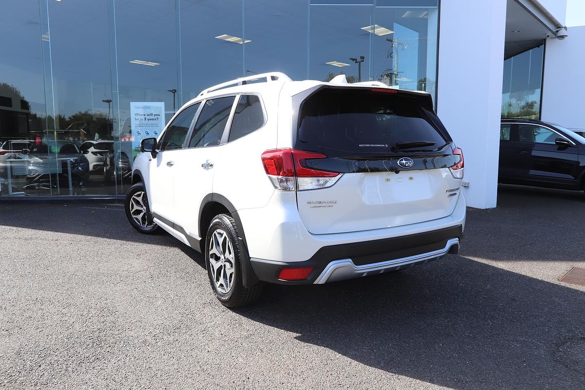 2023 Subaru Forester Hybrid L S5