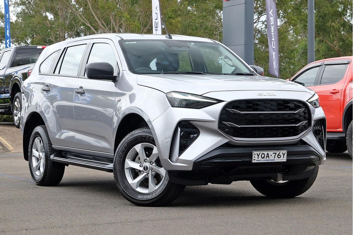 2025 Isuzu MU-X LS-M