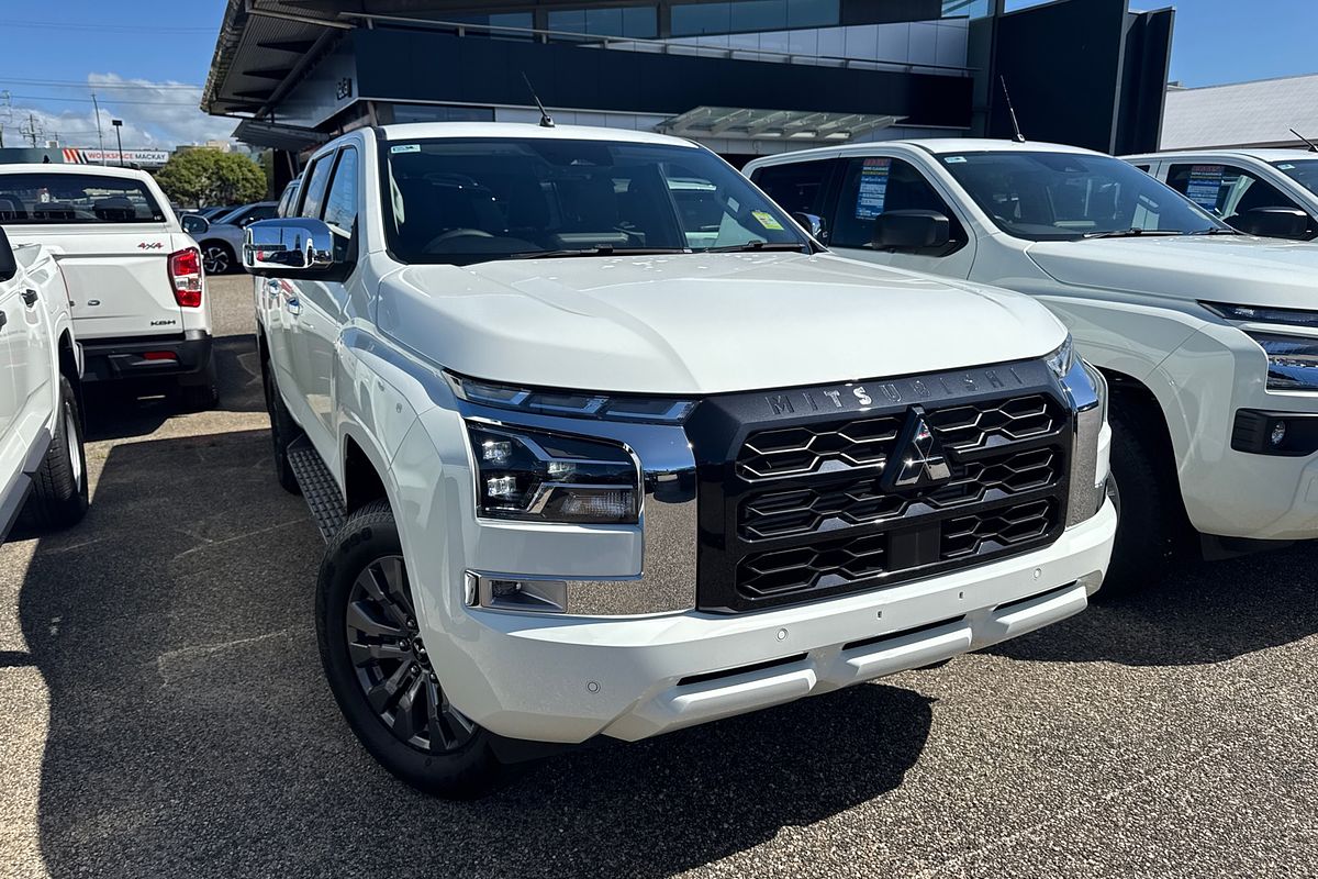 2025 Mitsubishi Triton GLS MV 4X4