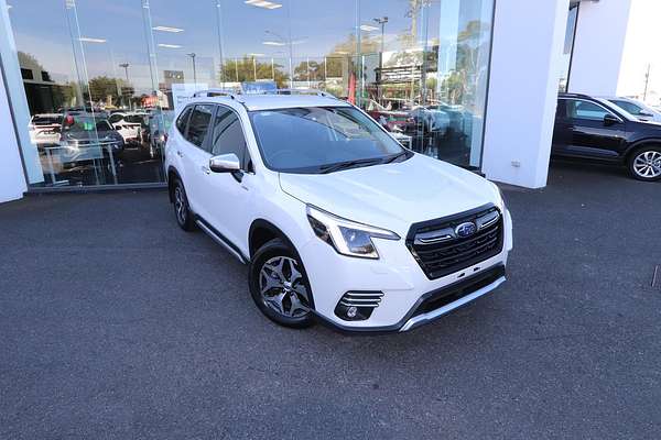 2022 Subaru Forester Hybrid L S5