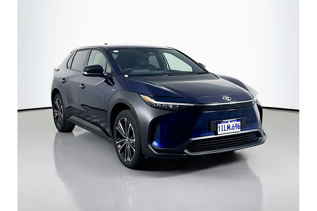 2024 Toyota bZ4X XEAM10R