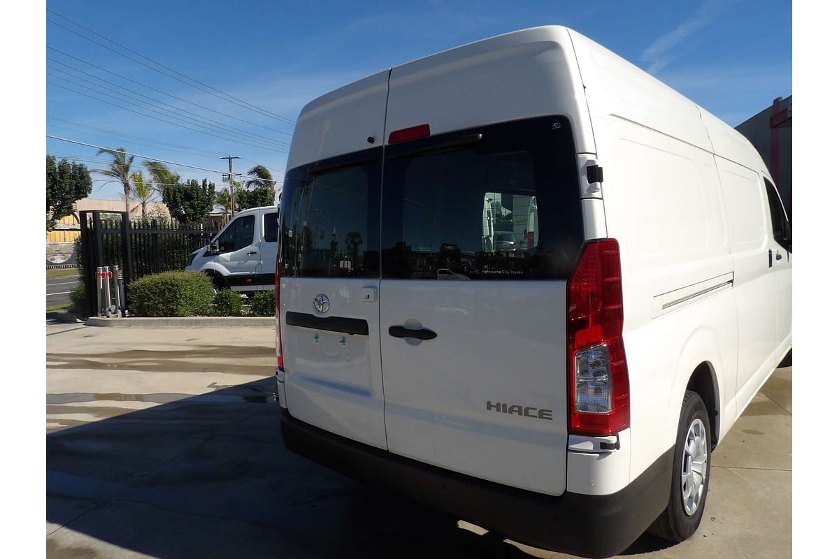 2025 Toyota Hiace GDH320R ELWB High Roof image 3