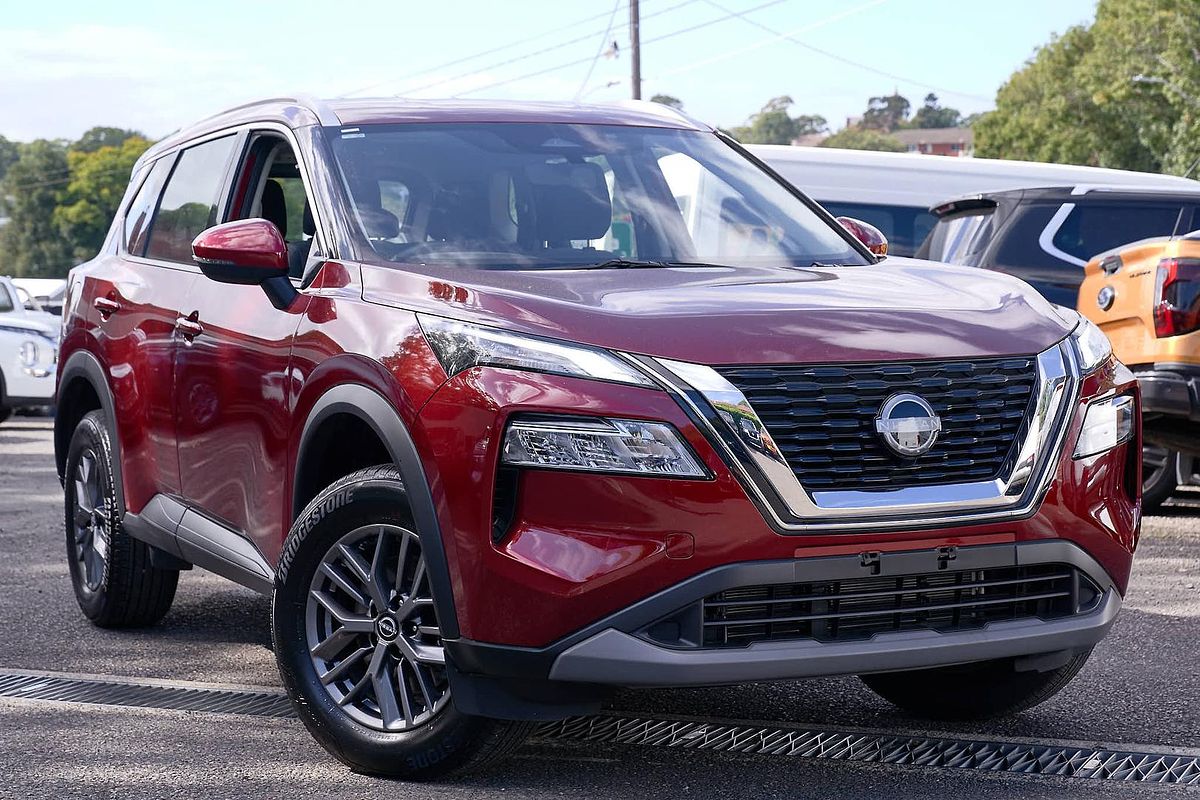 2025 Nissan X-TRAIL ST T33