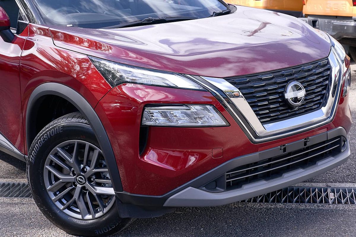2025 Nissan X-TRAIL ST T33