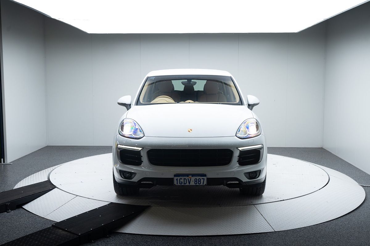 2016 Porsche Cayenne Diesel Platinum Edition 92A