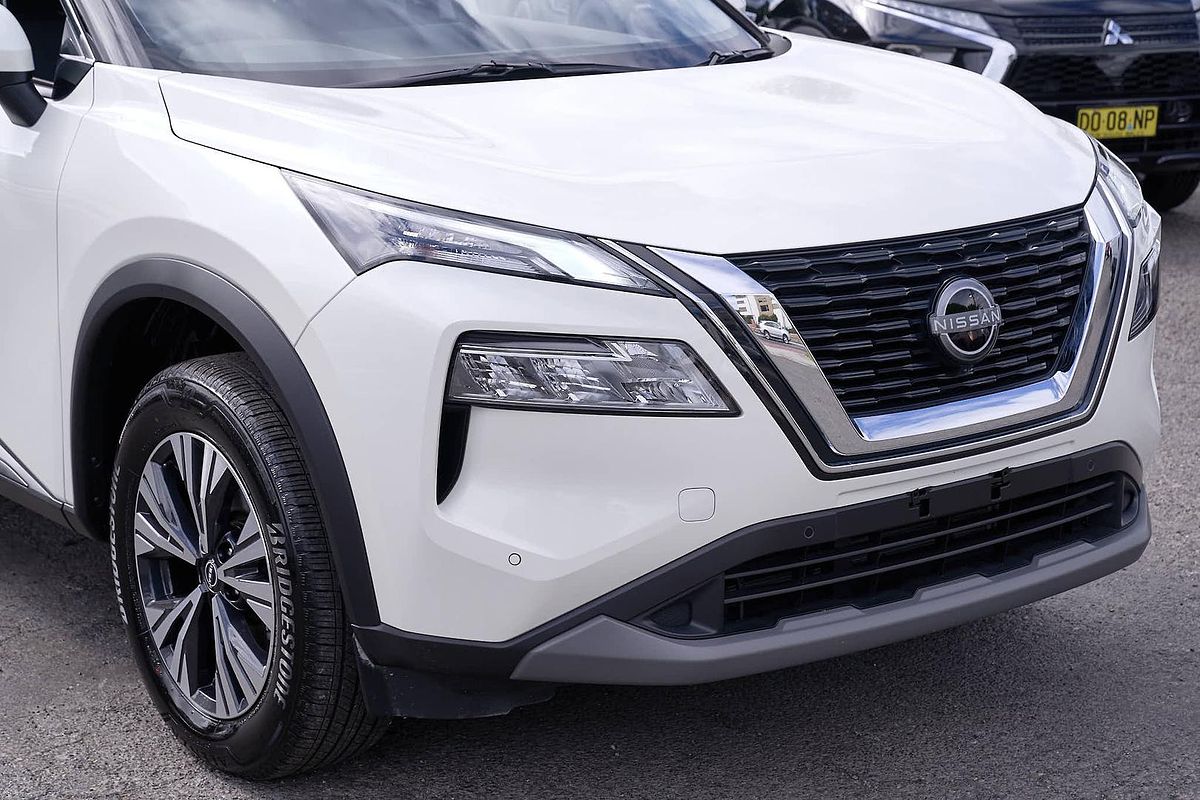 2025 Nissan X-TRAIL ST-L T33