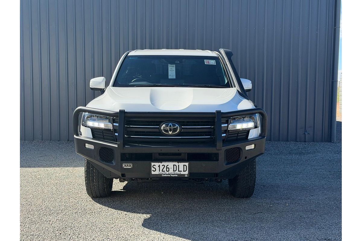 2024 Toyota Landcruiser GX FJA300R