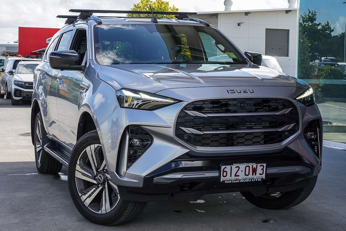 2025 Isuzu MU-X LS-T