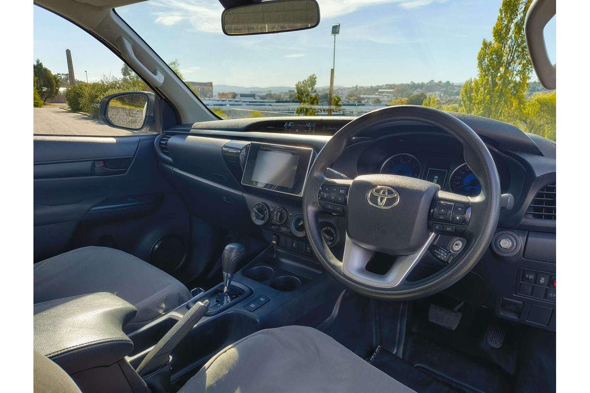 2019 Toyota Hilux SR GUN126R 4X4