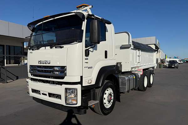 2022 Isuzu F Series FXZ240-350