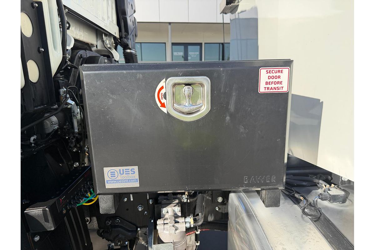 2022 Isuzu F Series FXZ240-350 image 13