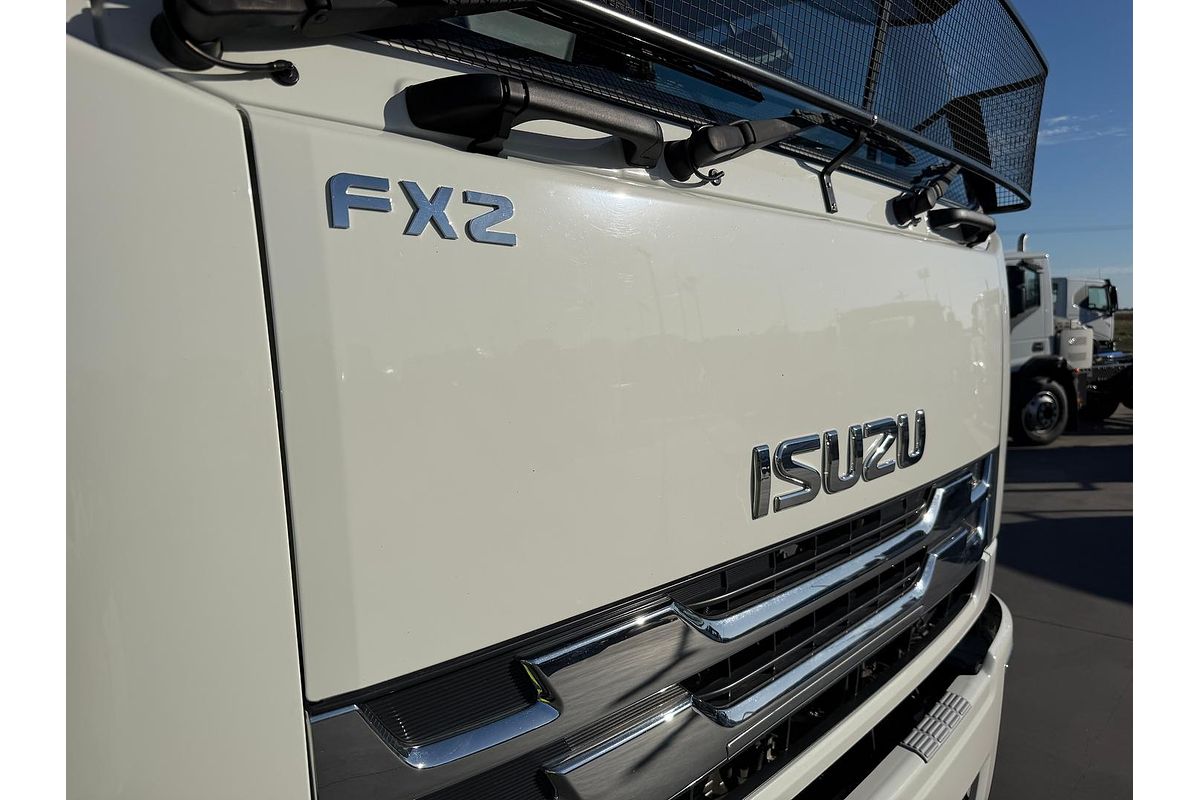 2022 Isuzu F Series FXZ240-350 image 15